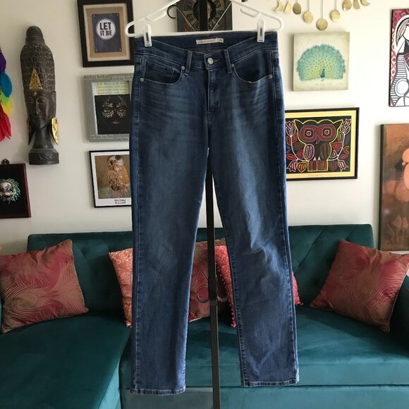 LEVI'S size 28 Blue Stretch Denim Classic Straight Leg Jeans - Picture 1 of 4